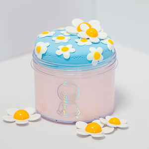 LUNCHBOX DAISY CAKE
